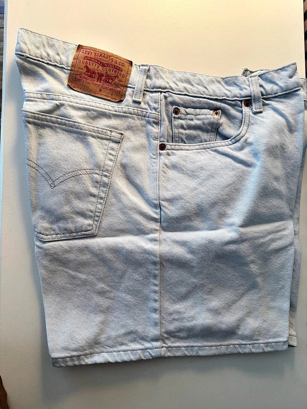 Levi's women’s Denim Jean Shorts Size 16
